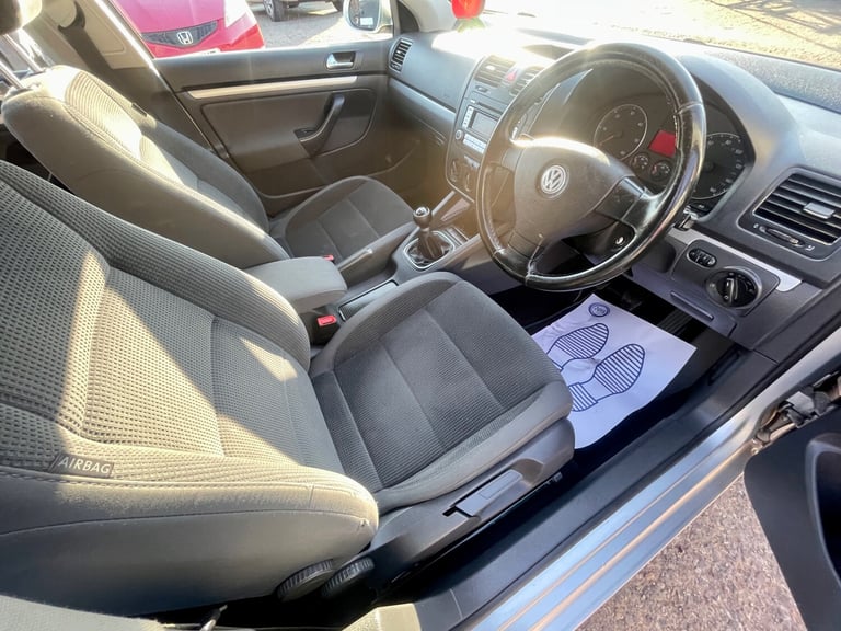 2008 Volkswagen Jetta 2.0 SE TDI PD 4dr SALOON Diesel Manual