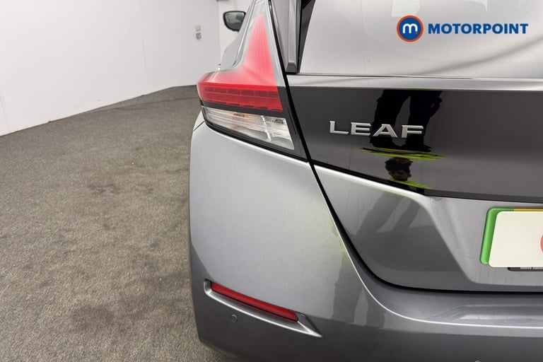 2022 Nissan Leaf 110kW N-Connecta 39kWh 5dr Auto Hatchback Electric Automatic