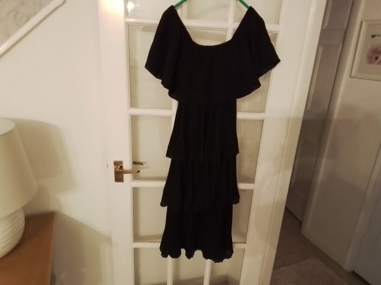 Dress Black Plisse Pleated Dress By Voyelles Size 10-14 