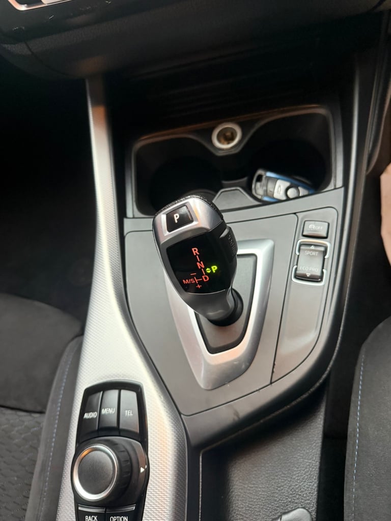 BMW, 1 SERIES, Hatchback, 2013,Automatic , 1598 (cc), 5 doors