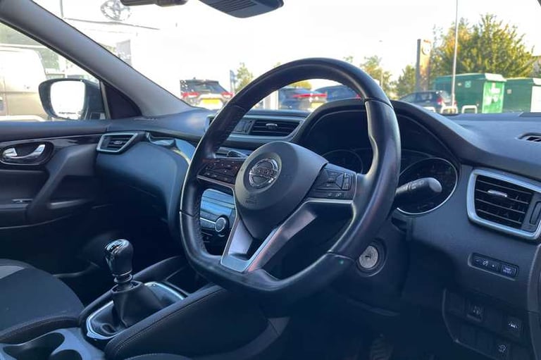 2020 Nissan Qashqai 1.3 DIG-T Acenta Premium SUV 5dr Petrol Manual Euro 6 (s/s) (140 ps) SUV Petr...