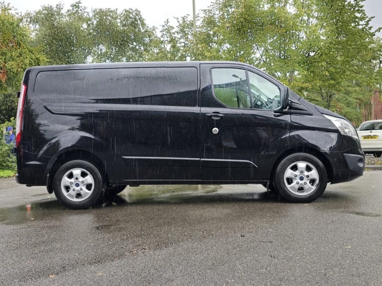 2017 Ford Transit Custom 2.0 TDCi 290 Limited Panel Van 5dr Diesel Manual L1 H2 (157 g/km, 168 bh...