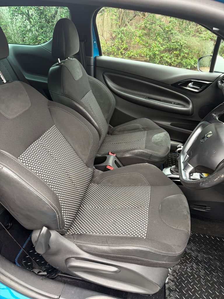 2011 Citroen DS3 1.6 PETROL  97k MILES * years mot passed*
