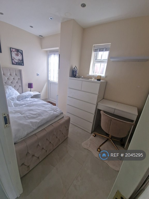 Property to rent in Feltham, London, Flats and Houses to rent Gumtree