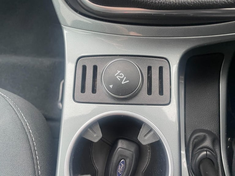 2014 Ford C-Max Titanium 1.0T EcoBoost 125PS MPV Petrol Manual