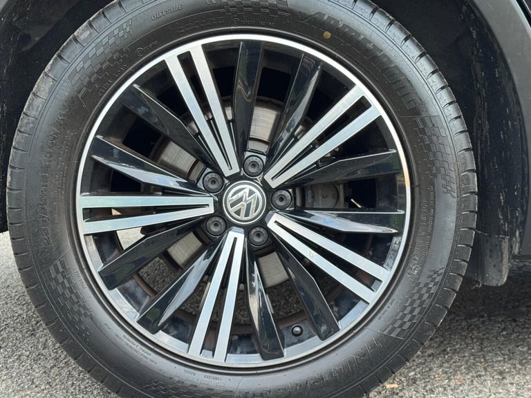 2017 Volkswagen Tiguan 2.0 TDI SE Navigation DSG Euro 6 (s/s) 5dr ESTATE Diesel Automatic