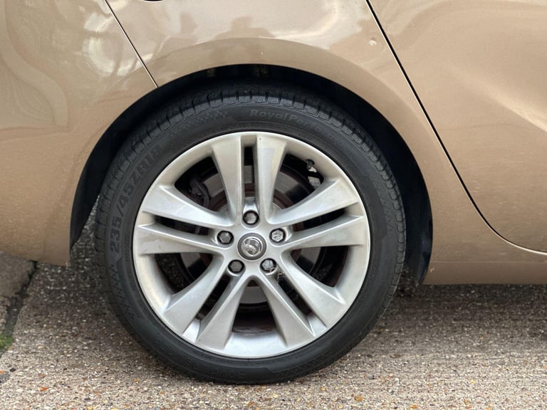 VAUXHALL ZAFIRA TOURER 2.0 CDTi SRi 2013