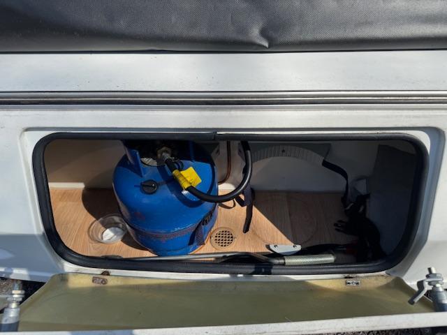 Pennine Fiesta - 4 berth folding caravan with toilet