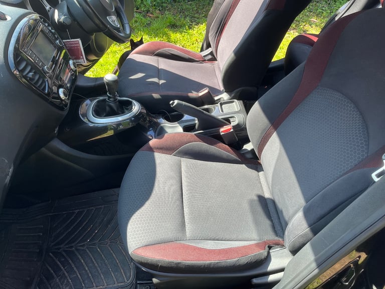 Nissan, JUKE, Hatchback, 2013, Manual, 1461 (cc), 5 doors