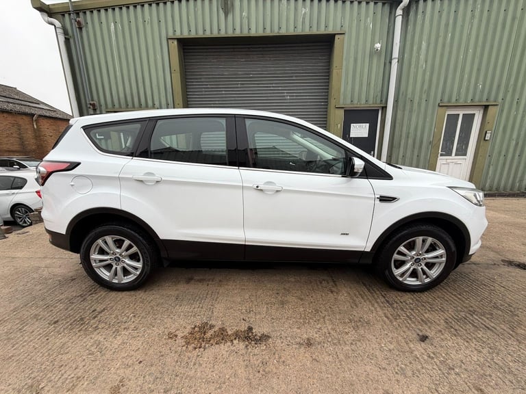 2018 Ford Kuga 2.0 TDCi EcoBlue Zetec AWD Euro 6 (s/s) 5dr HATCHBACK Diesel Manual