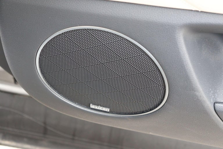 2025 Genesis GV80 2.5T Luxury 5dr Auto AWD [7 Seat] MPV PETROL Automatic