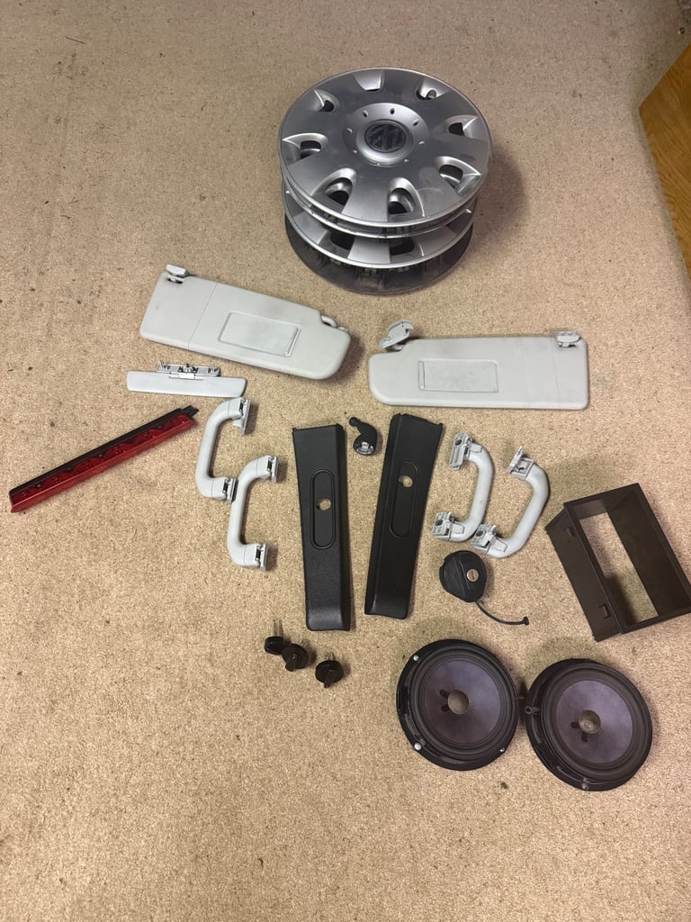 Various VW Lupo Parts 