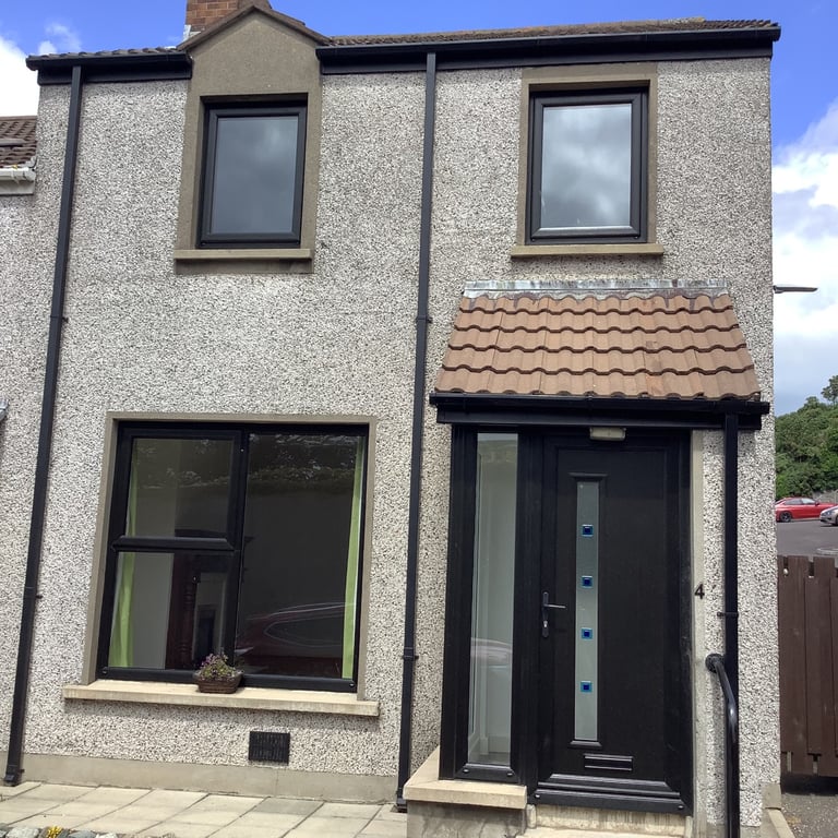 Kircubbin . End terrace 3 bedroom house.
