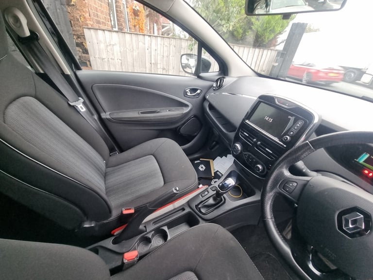2019 Renault Zoe  Not a lease battery, ownership battery, Dynamique Nav  5dr Auto HATCHBACK Elect...