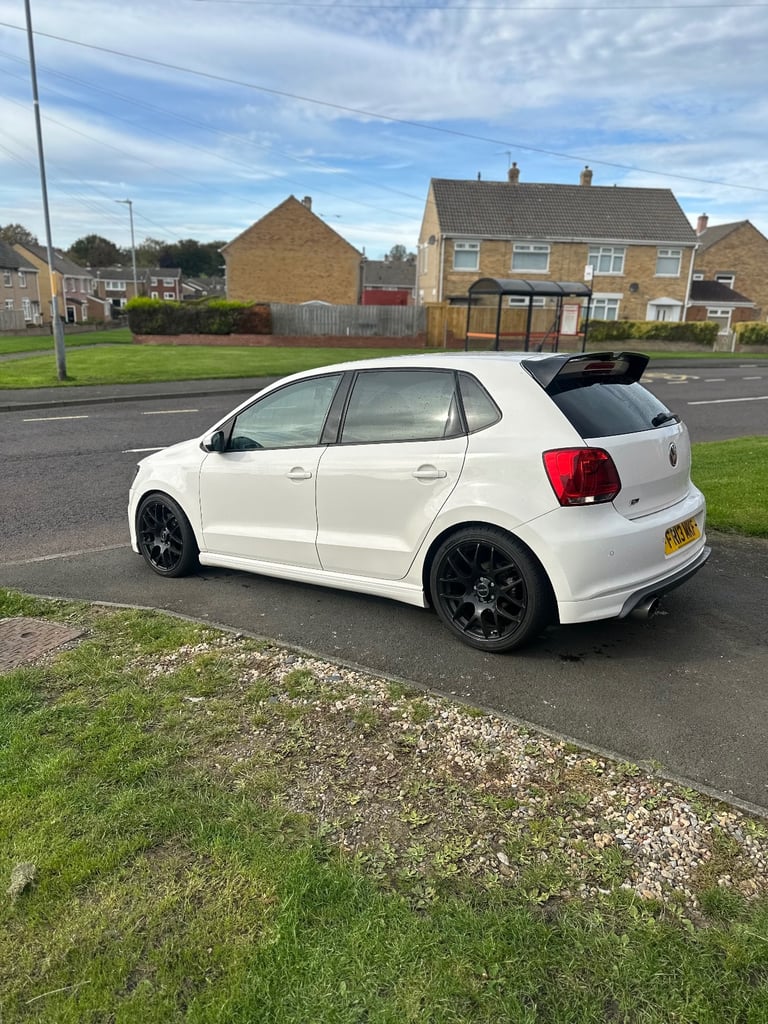 Volkswagen, POLO, Hatchback, 2013, Manual, 1197 (cc), 5 doors