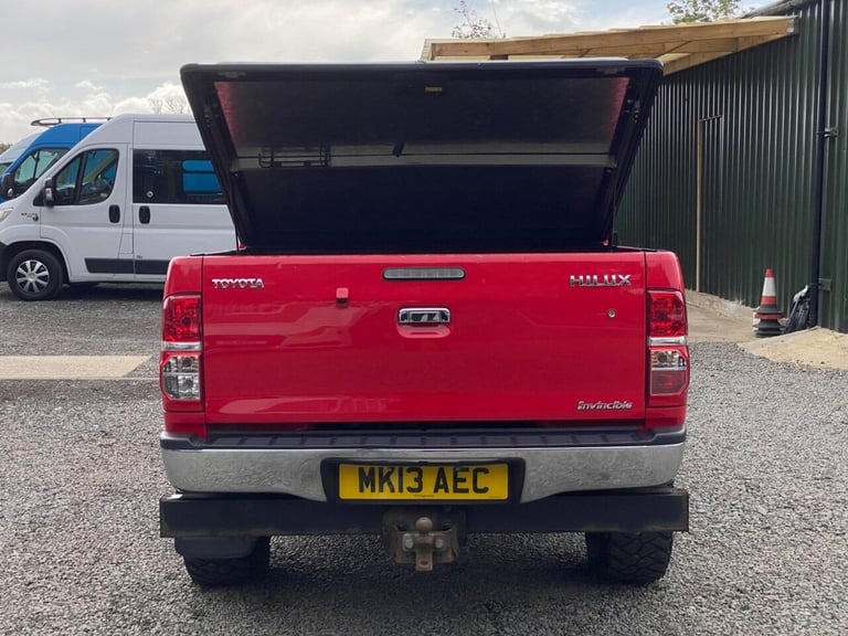 2013 Toyota Hilux Invincible D/Cab Pick Up 3.0 D-4D 4WD 171 PICK UP DIESEL Manual
