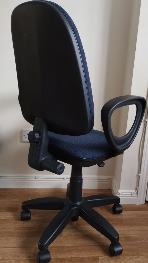 Office swivel chair