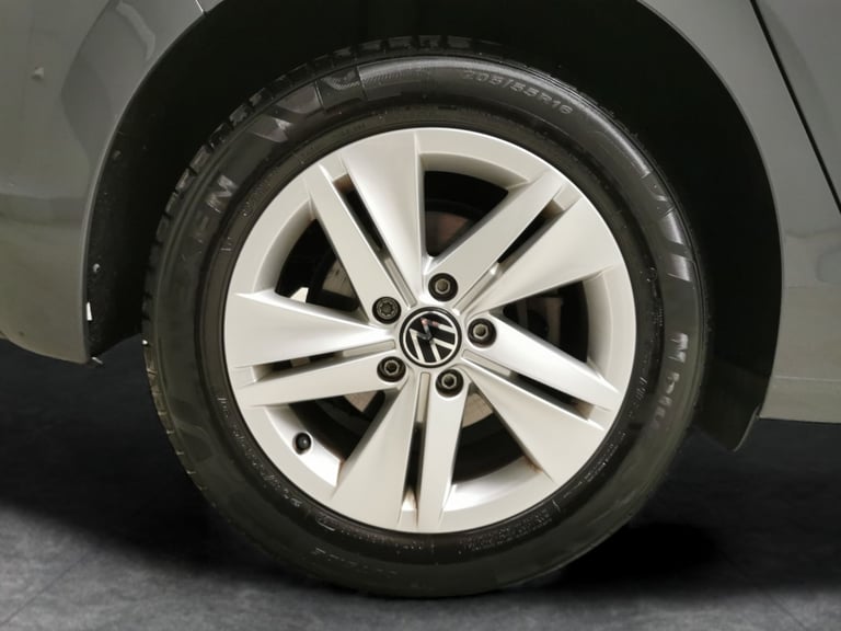 2023 Volkswagen Golf 1.5 eTSI MHEV Life Hatchback 5dr Petrol Hybrid DSG Euro 6 (s/s) (150 ps) -  ...