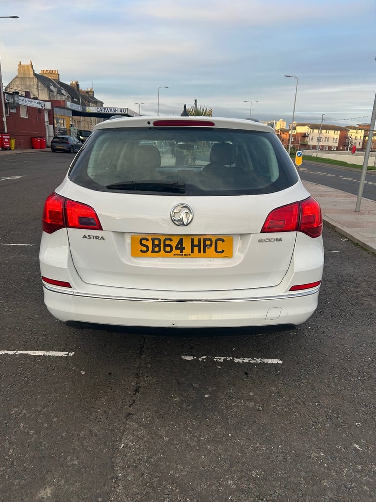 Vauxhall, ASTRA, Estate, 2015, Manual, 1598 (cc), 5 doors