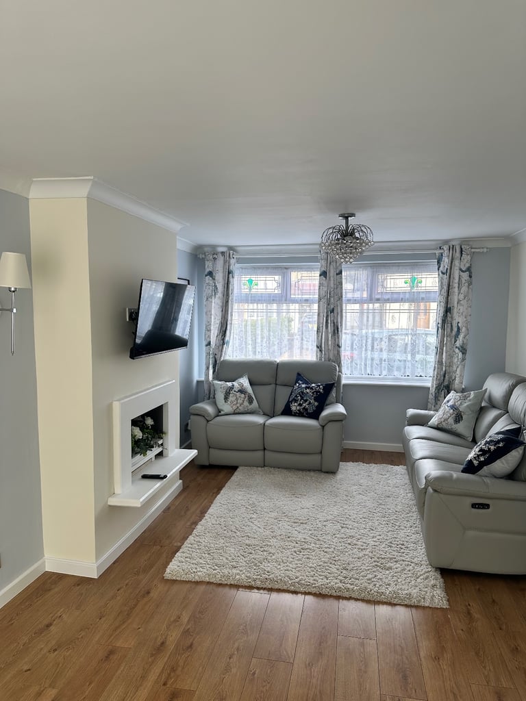 (Bills Included) Spacious Double Room to Rent in Hornchurch 