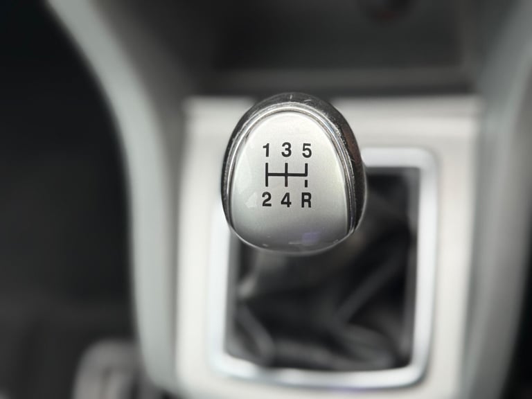 2009 Ford Focus 1.6 Style 5dr HATCHBACK Petrol Manual