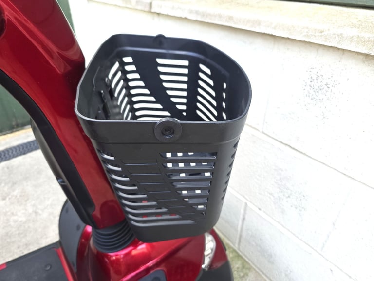 Mobility Scooter 4mph Invacare Leo