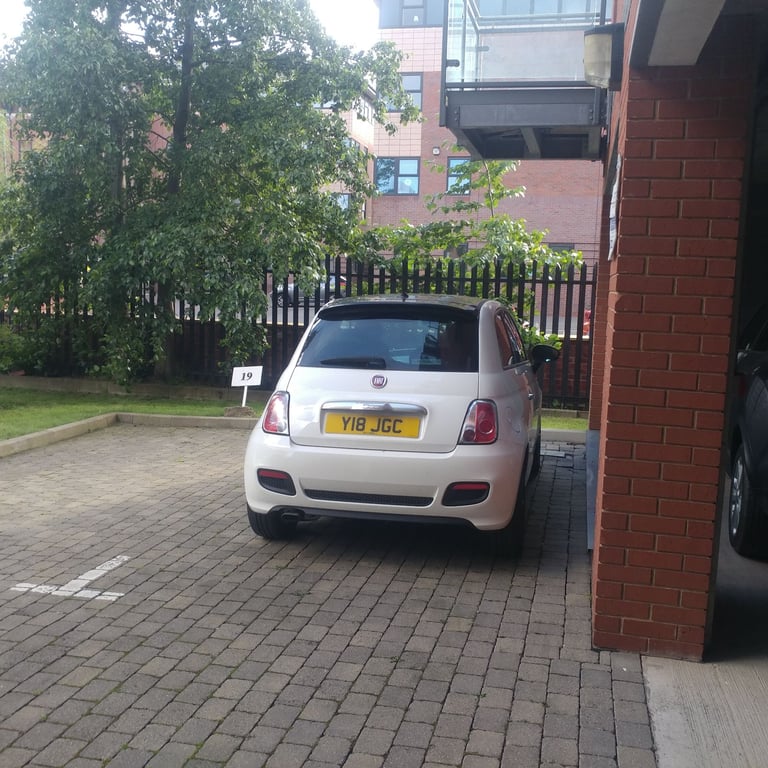 Covered Parking, Pomona Street S11, Eccleshall Rd, Sheffield, Nr. Port