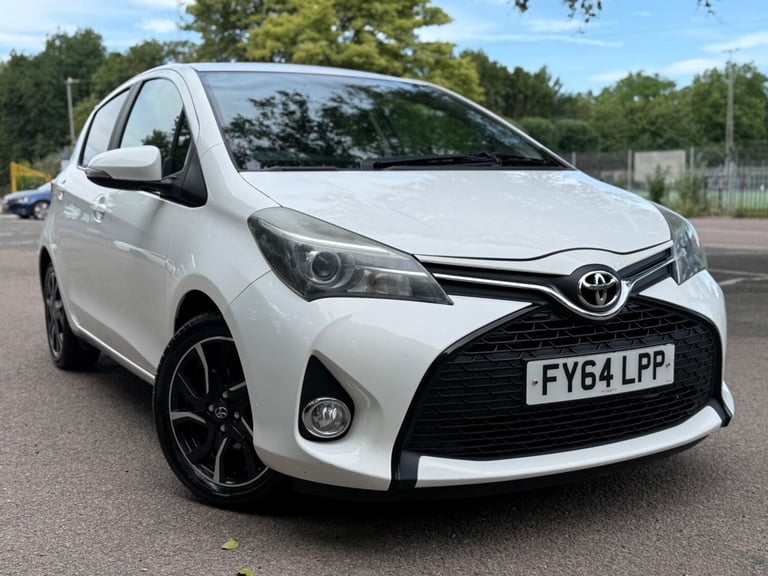image for 2014 Toyota Yaris 1.33 Dual VVT-i Sport Euro 5 5dr Euro 5 HATCHBACK Petrol Manual