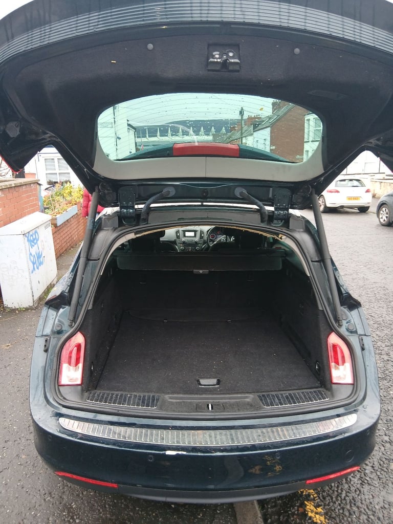 Vauxhall, INSIGNIA, Estate, 2016, Manual, 1598 (cc), 5 doors