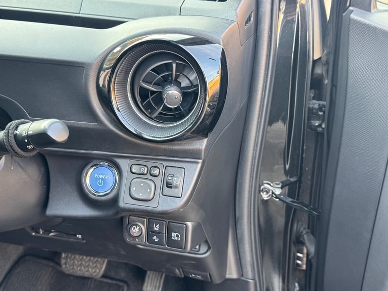 2025 Toyota Aqua 5 Doors Hatchback HYBRID ELECTRIC Manual