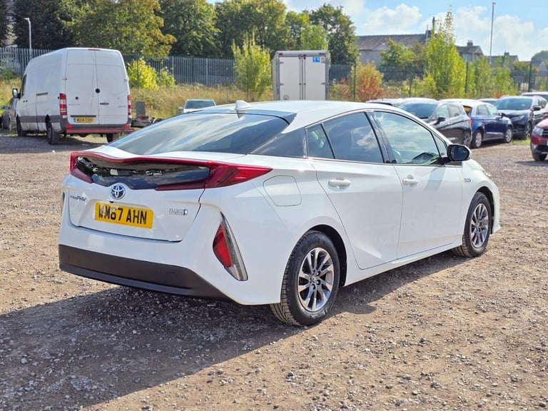2018 Toyota Prius 1.8 VVT 8.8kWh Business Edition Plus Hatchback 5dr Petrol Plug-in Hybrid CV Hat...