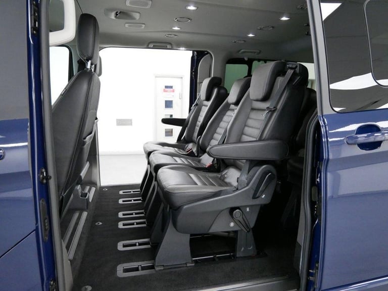 69 FORD TOURNEO CUSTOM 320 2.0 EBL 185 BHP L2 LONG TITANIUM X AUTO 8 SEATER