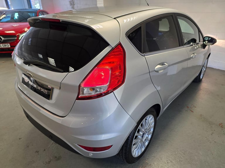  Ford Fiesta 1.6 Titanium Powershift Euro 5 5dr Petrol Automatic