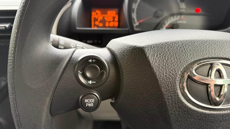 2013 Toyota iQ automatic 1.3 petrol