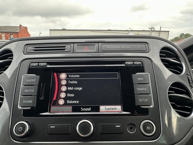 2013 Volkswagen Tiguan 2.0 TDI BlueMotion Tech Match DSG 4WD Euro 5 (s/s) 5dr ESTATE Diesel Autom...