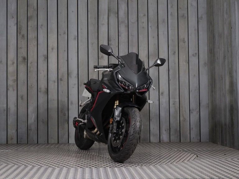 2020 20 HONDA CBR650R