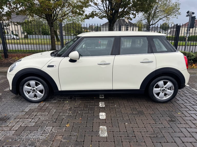 2015 MINI Hatch 1.2 One 5dr HATCHBACK Petrol Manual