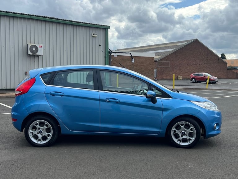 2012 Ford Fiesta 1.4 Zetec 5dr HATCHBACK Petrol Manual