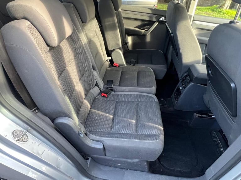 2011 Volkswagen Touran 1.6 TDI 105 SE 5dr MPV Diesel Manual