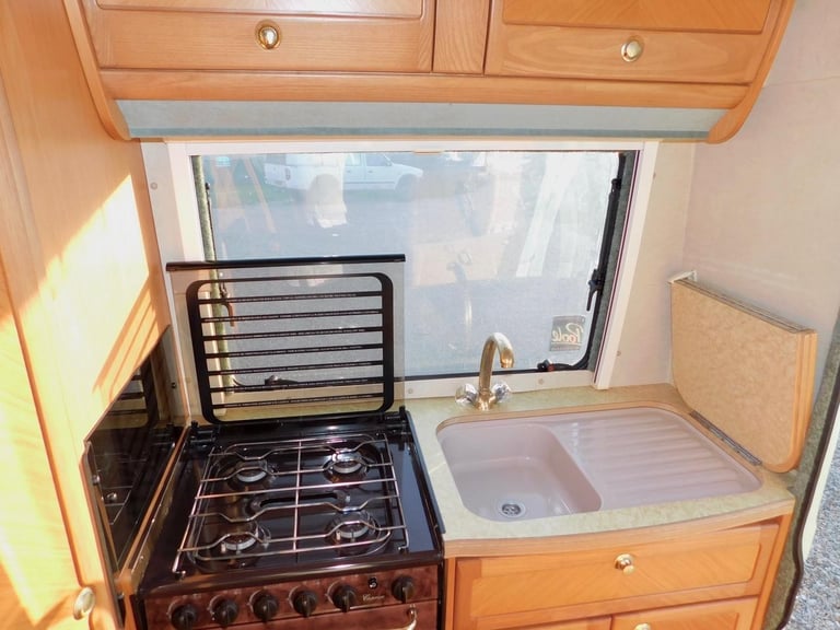 Auto-Sleeper Gatcombe VW 2.5 Tdi Manual Luxury 2 Berth Motorhome For Sale