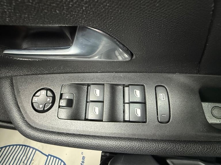 2022 Volkswagen Golf 1.5 Tsi R Line Hatchback 5dr Petrol Manual Euro 6 (s/s) (150 Ps) HATCHBACK P...