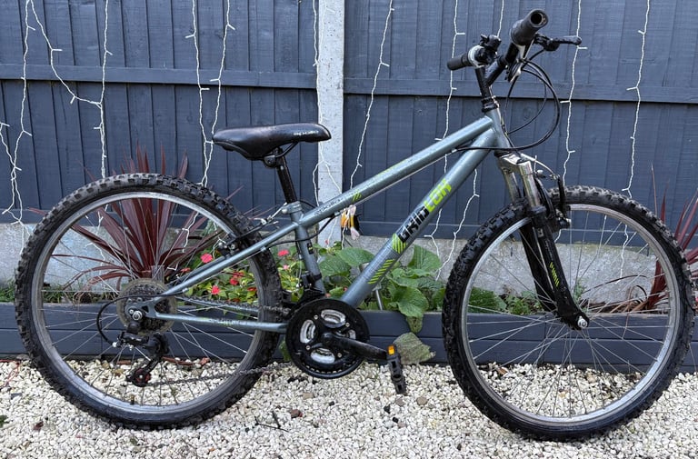 Apollo gridlok mountain bike 9-13 or10 plus depends on height 