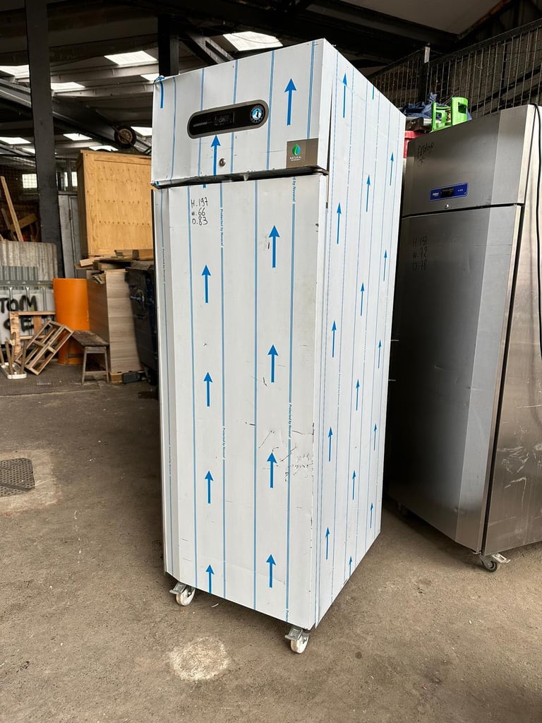 Commercial fridges freezers chiller pizza foster Williams 