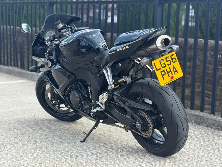 2006 Honda CBR CBR1000RR-6 + 22K + CLEAN  Petrol Manual