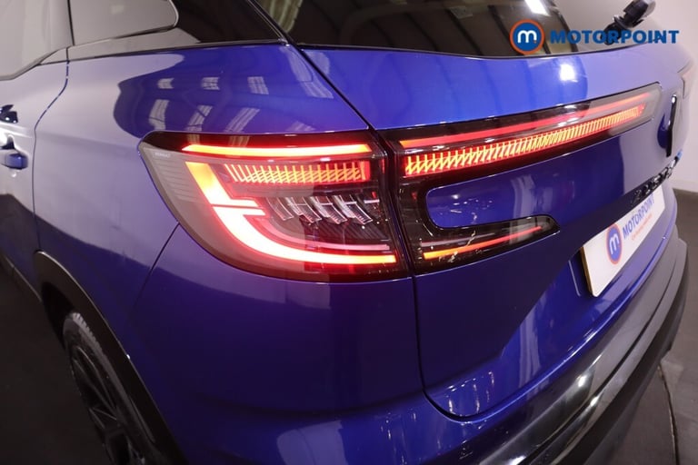 2023 Renault Austral E-Tech FHEV Iconic Esprit Alpine 5dr Auto 4C SUV Hybrid Automatic