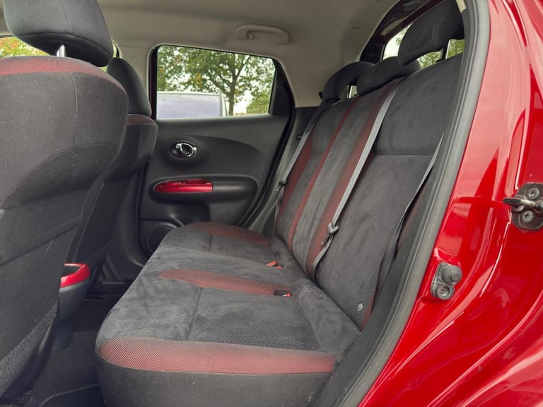 NISSAN JUKE 1.6 Acenta Premium Euro 5 5dr 2011