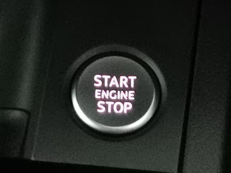 2023 Audi A4 Avant 2.0 TFSI 40 Black Edition Estate 5dr Petrol S Tronic Euro 6 (s/s) (204 ps)  Es...