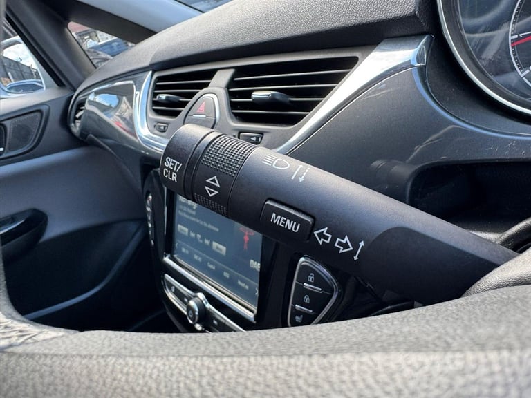 2016 Vauxhall Corsa 1.4i ecoFLEX SE Euro 6 5dr Hatchback Petrol Manual
