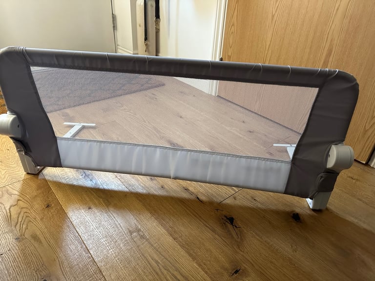Bed rail