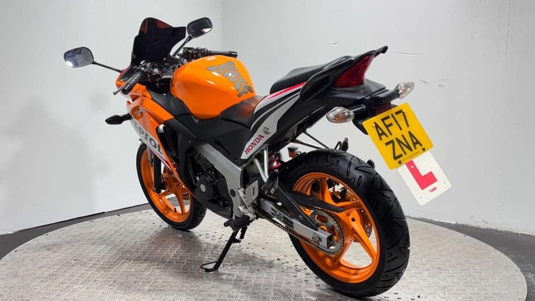 Honda CBR REPSOL 2017 7K SERVICED WARRANTY MOT 125CC SPORT BIKE